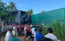 Xe đầu kéo cán chết cụ bà 75 tuổi, rồi đâm vào nhà dân