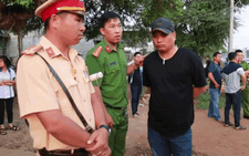 Video: Truy bắt đối tượng nổ súng bắn người trong quán cà phê