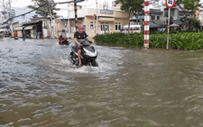 Video: Dự báo hôm nay triều cường sẽ đạt đỉnh 1,68m