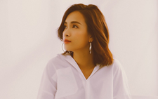 Mừng sinh nhật Mai Diễm Phương, Ái Phương hát 'Tịch dương chi ca'