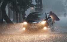 Miền Trung có nơi mưa rất to, miền Nam nhiệt độ cao nhất trên 34 độ