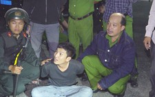 Đã tàng trữ ma túy còn mang nhiều hung khí