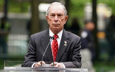 Tỉ phú Bloomberg quyết thắng tỉ phú Trump trên đường đua tổng thống