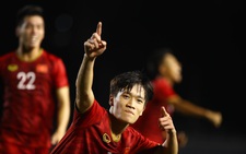 Tiền vệ Hoàng Đức: 