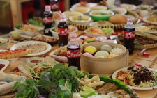 Hành trình chinh phục tín đồ ẩm thực Việt của Coca-Cola