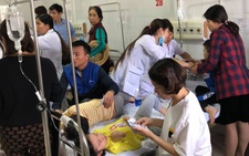 Hàng chục học sinh mầm non nôn ói, phải đi cấp cứu sau bữa trưa