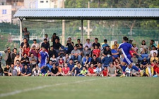 Chỉ mới đấu tập, derby bóng đá TP.HCM - Sài Gòn đã hút hơn 300 khán giả