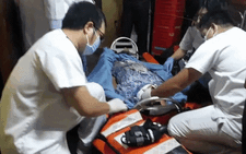 Video: Cứu du khách 75 tuổi, người Nhật Bản gặp nạn trên biển