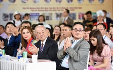 Cùng đưa hương vị phở bay xa theo thời gian