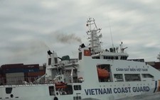 Cảnh sát biển cứu nạn tàu hàng Singapore cháy trên biển Phú Yên