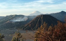 Thưởng thức 'đặc sản cát bụi' ở núi lửa Bromo