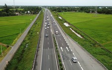 Tăng tốc xây đường cao tốc