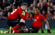 Martial và Lingard ngồi ngoài 3 tuần, lỡ đại chiến Liverpool