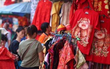 Không phải tết truyền thống, kinh doanh dịp Tết Kỷ Hợi ở Thái vẫn khởi sắc
