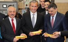 Thổ Nhĩ Kỳ bị cảnh báo vì giao dịch vàng với Venezuela