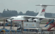 Video máy bay Il-76 của Triều Tiên đến Hà Nội