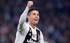 Mạng xã hội: 'Ronaldo có thể 'gánh' mọi HLV trên vai và khiến họ trở nên vĩ đại'