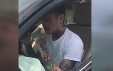 Thanh niên nghi “ngáo đá” lái xe tông hỏng 2 ôtô, 5 xe máy và gãy 2 cột điện