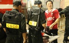 Sân Thống Nhất thắt chặt an ninh 'chống' pháo sáng