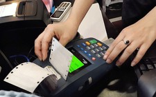 Ngân hàng tặng quà, hoàn tiền trong 'Ngày không dùng tiền mặt' 16-6