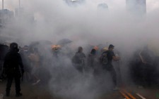 Đụng độ dữ dội giữa cảnh sát và người biểu tình ở Hong Kong