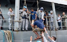 Thượng nghị sĩ Philippines nói ông Duterte như 'bù nhìn' trước Trung Quốc