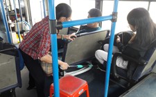 Người khách nữ và chuyến xe buýt khó quên