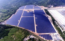 Nhà máy điện mặt trời Vĩnh Tân 2 phát điện thương mại