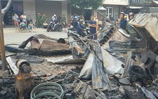 Lâm Đồng cháy lớn thiêu rụi 12 kiôt tại chợ Liên Nghĩa