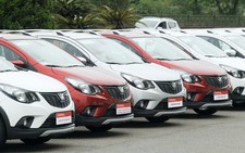 VinFast bổ sung ốp chắn bùn cho xe Fadil