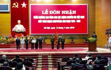 Lực lượng chuyên gia Việt Nam giúp cách mạng Campuchia nhận Huân chương Sao Vàng