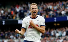 Kane lập cú đúp trong 5 phút, Tottenham thắng ngược Aston Villa phút cuối