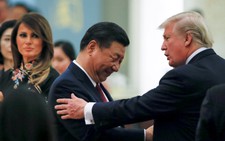 Thuế quan - 'thanh gươm bén' của ông Trump