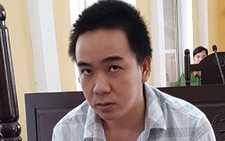 Đâm chết vợ sau khi cự cãi vì vợ ngồi nhậu với 'trai lạ'