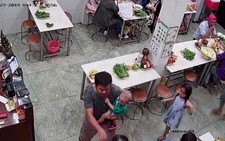 Giữ hiện trường, đi trình báo khi bị 'khủng bố' bằng chất bẩn