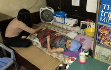 Một phụ nữ tố bị hàng xóm ép làm 'nô lệ tình dục' suốt nhiều năm