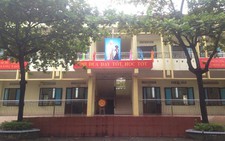 Bị ngã khi đang chơi ở cửa lớp, nam học sinh lớp 3 tử vong