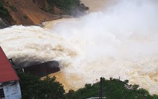 Thủy điện Hố Hô xả lũ, hạ du Hương Khê ngập lụt