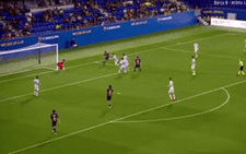 Video cầu thủ trẻ Barca độc diễn ghi bàn 'chắc Messi cũng tự hào'