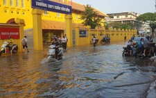 Cần Thơ cho học sinh nghỉ học ngày 1-10 do triều cường