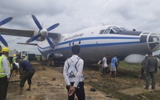 Sân bay Myanmar đóng cửa vì máy bay quân sự trượt đường băng