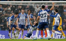 Chelsea ghi bàn trước nhưng đánh rơi chiến thắng trong ngày mở màn năm 2020