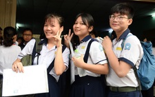 Giờ học viết thư cho người thân đầy cảm xúc