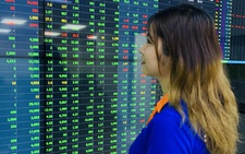 Chứng khoán bùng nổ phiên 16.000 tỉ đồng, lập đỉnh trong 9 tháng do đâu?