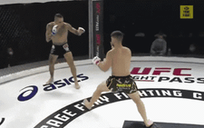 Video: Phi thân 'lên gối' hạ đối thủ sau 14 giây, võ sĩ có pha 'knock-out' tuyệt đỉnh