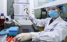 Trung Quốc khoe vắc xin chống được 'mọi chủng virus corona trên thế giới'