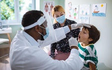 Phát hiện trẻ có kháng thể COVID-19 dù chưa từng dương tính với virus