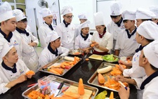 Học nghề đâu chỉ để làm thợ