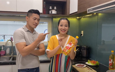 Tiết lộ chế độ ăn uống 'chuẩn lành mạnh' của gia đình Quốc Cơ - MC Hồng Phượng