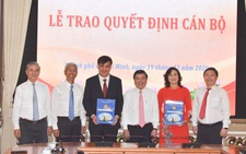 TP.HCM trao quyết định phê chuẩn bầu 2 phó chủ tịch UBND TP